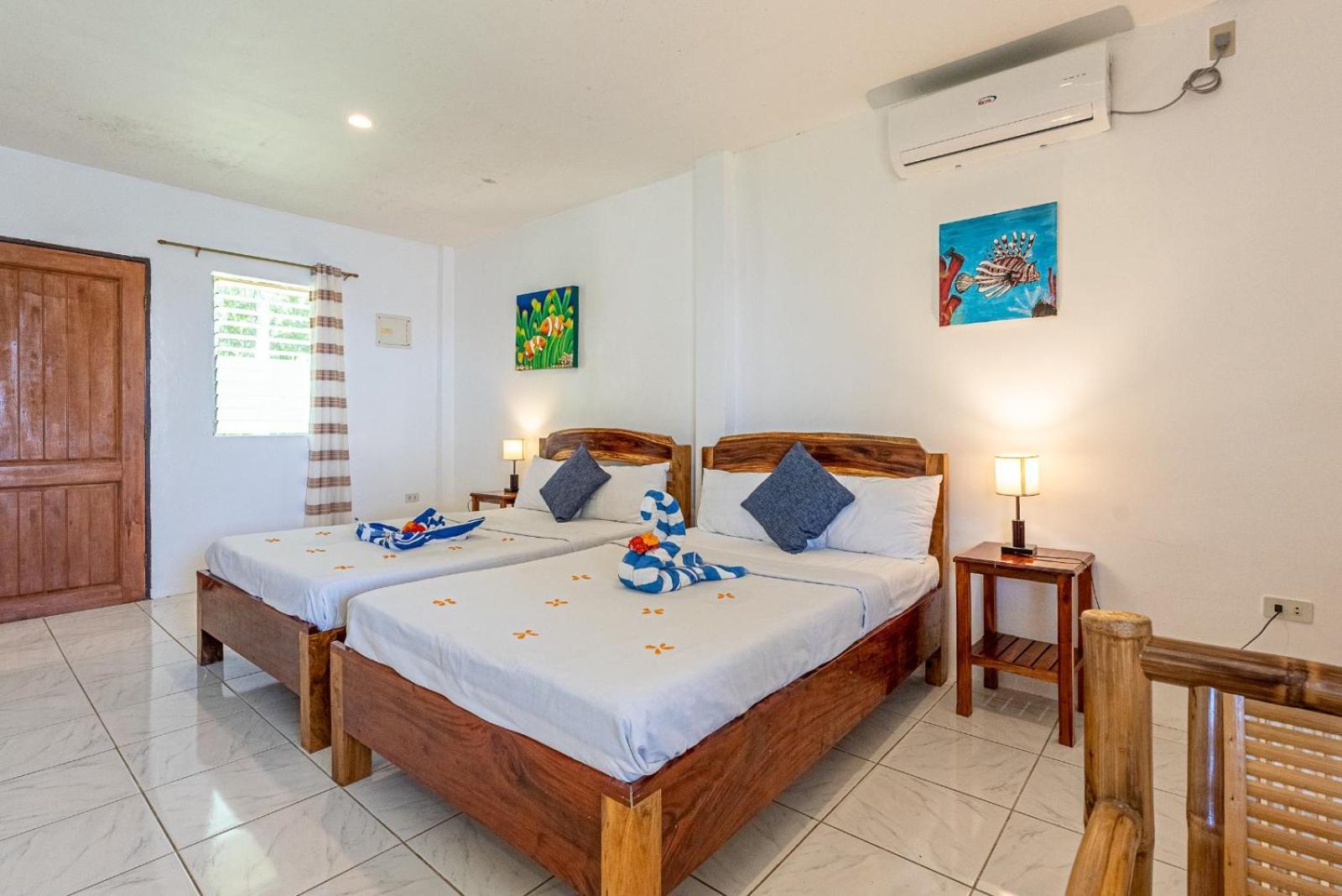 Blue Star Dive And Resort Anda  Bagian luar foto