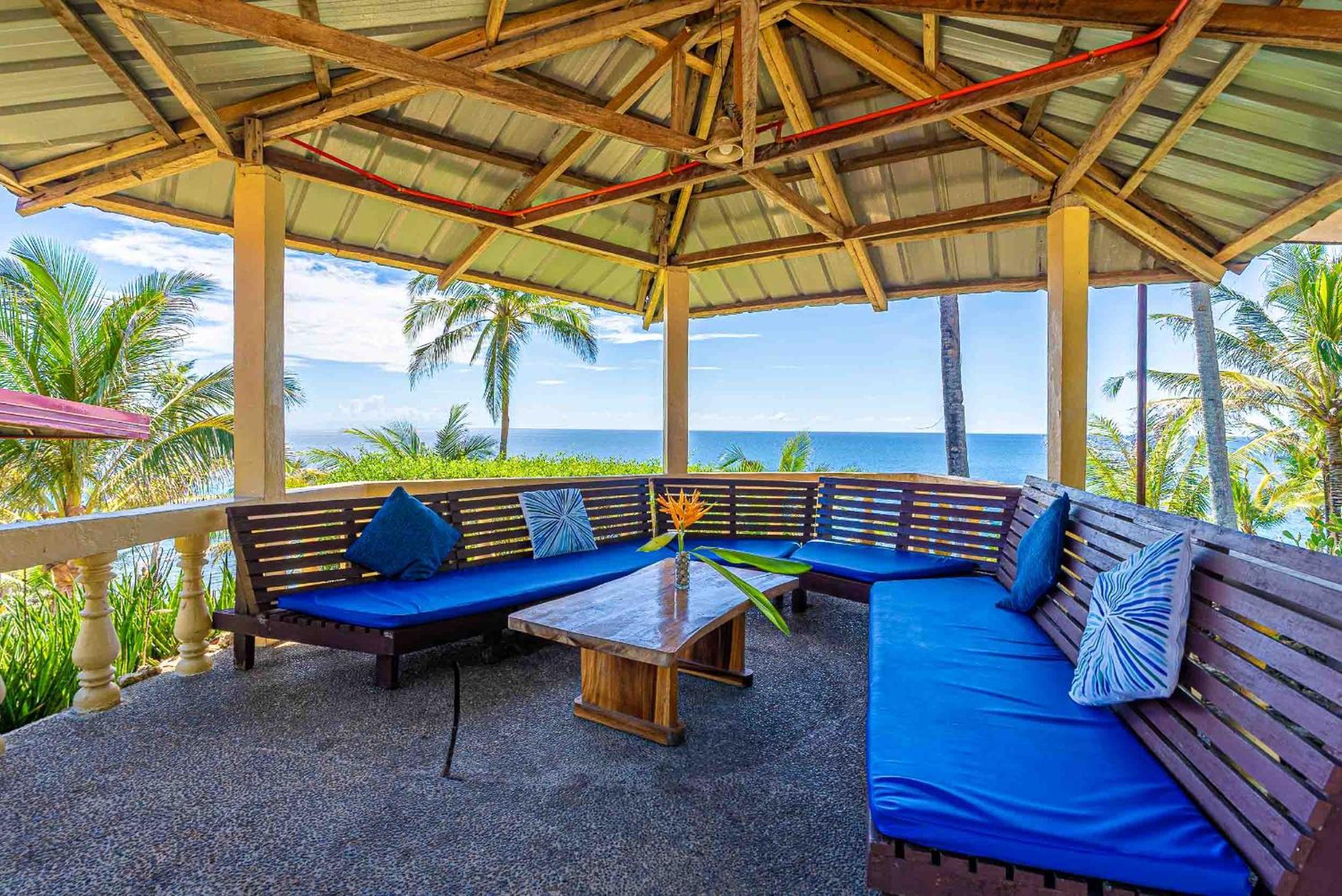 Blue Star Dive And Resort Anda  Bagian luar foto