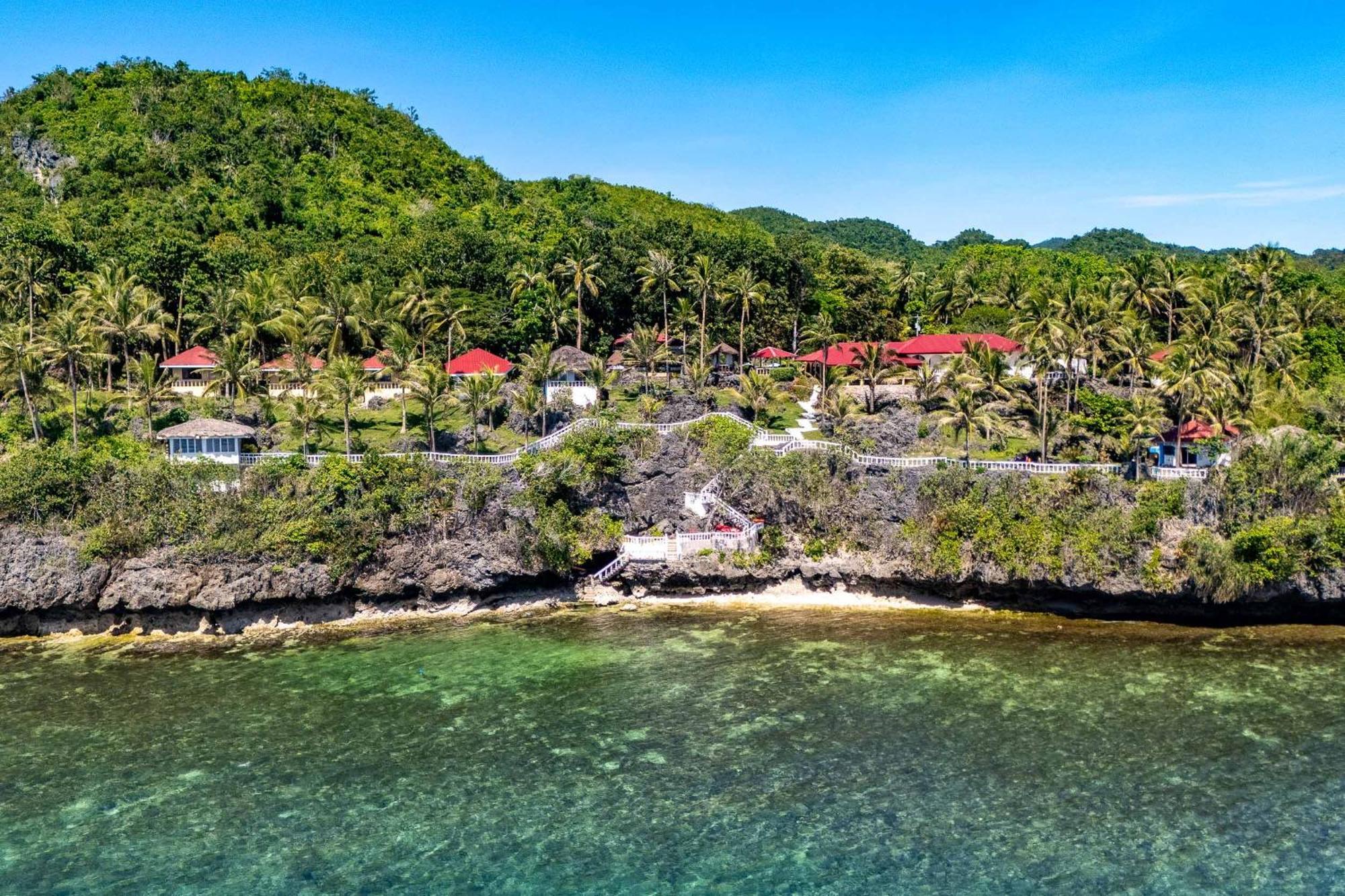 Blue Star Dive And Resort Anda  Bagian luar foto