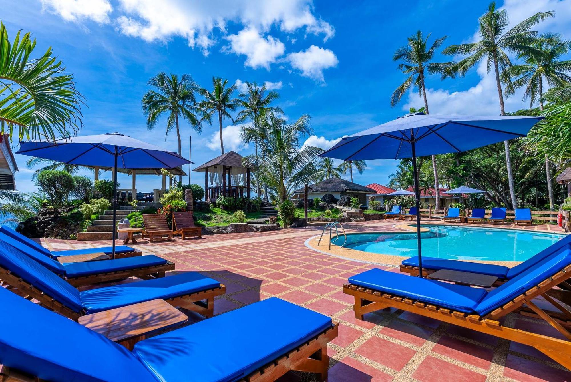 Blue Star Dive And Resort Anda  Bagian luar foto