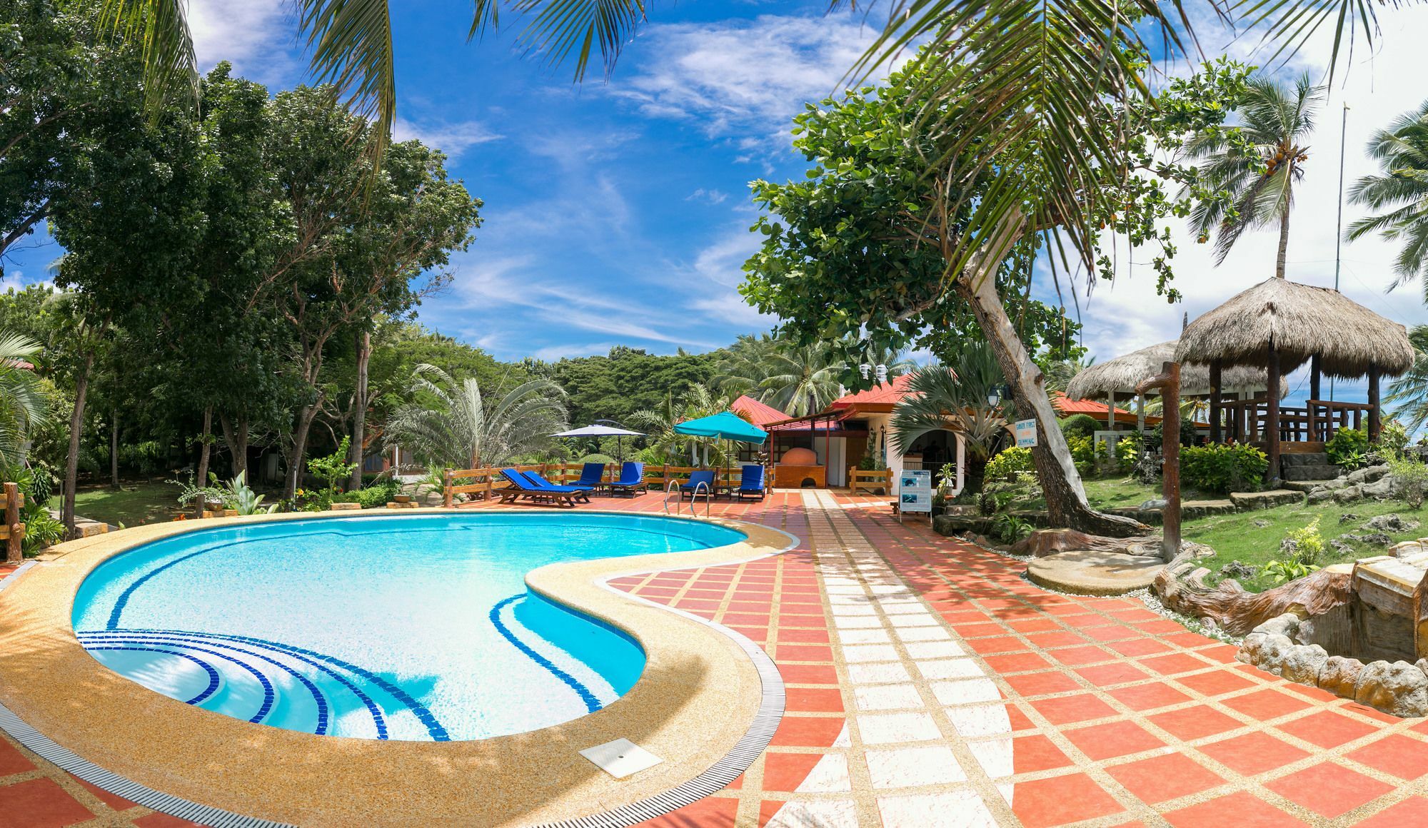 Blue Star Dive And Resort Anda  Bagian luar foto